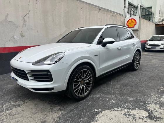 PORSCHE CAYENNE 3.0 V6 E-HYBRID PLATINUM EDITION AWD TIPTRONIC S